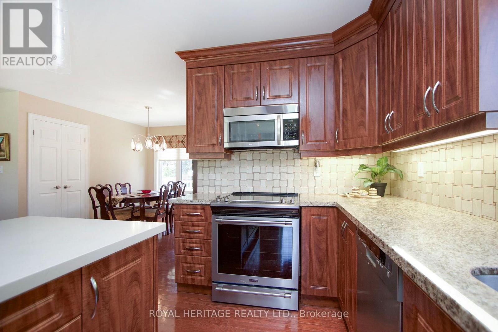 128 Wilmot Trail, Clarington (Newcastle), Ontario  L1B 1B9 - Photo 14 - E13552672