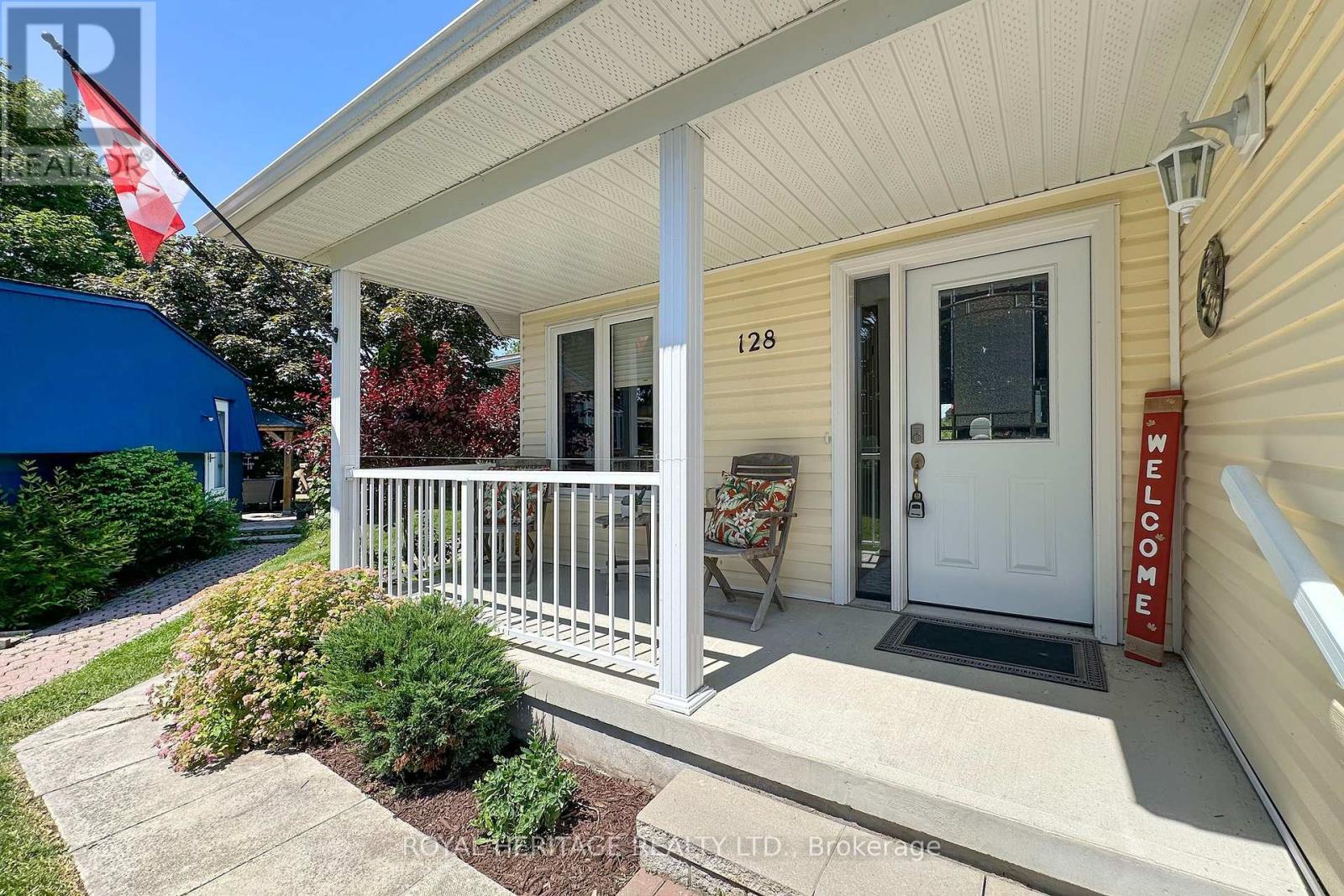 128 Wilmot Trail, Clarington (Newcastle), Ontario  L1B 1B9 - Photo 3 - E13552672