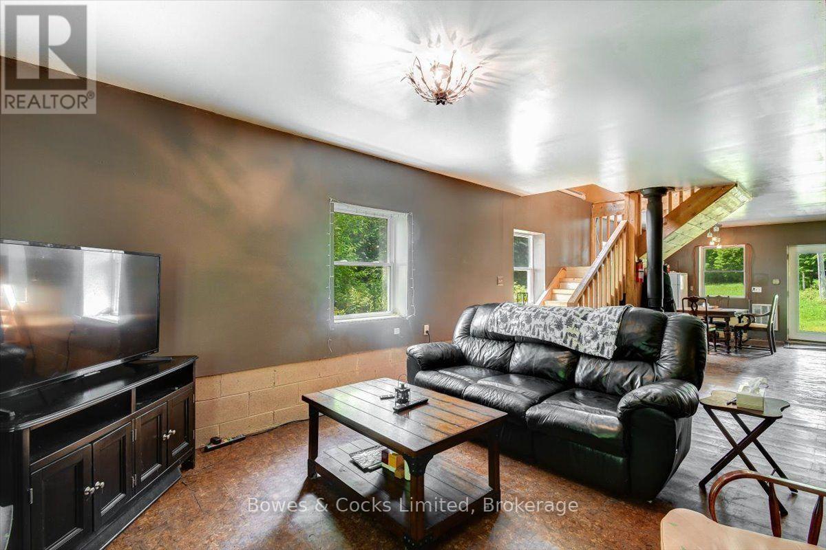 161 & 262 Colbourne Road, Bancroft (Dungannon Ward), Ontario  K0L 2L0 - Photo 17 - X13553120