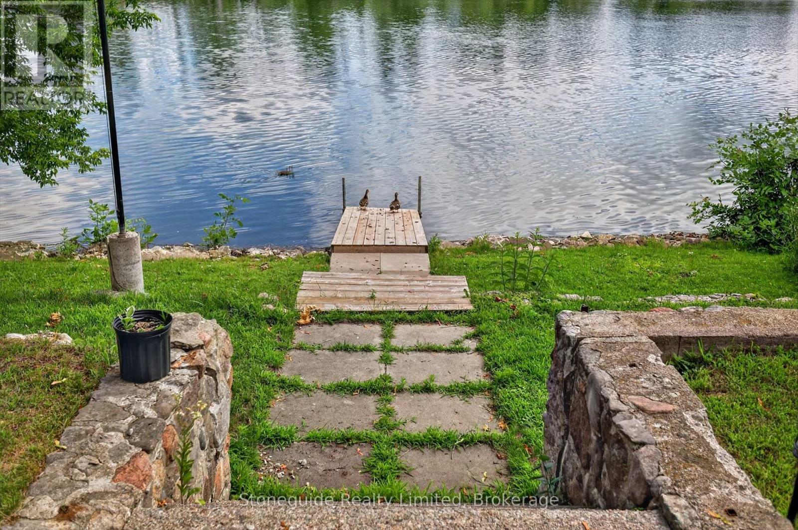 565 Riverside Drive, Peterborough (Otonabee Ward 1), Ontario  K9J 3Y9 - Photo 39 - X13553436
