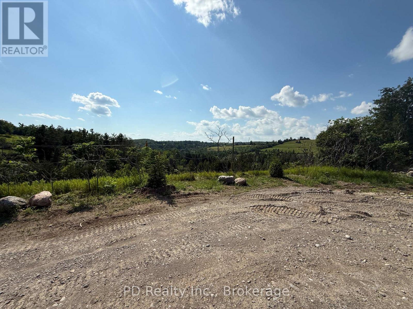 2469 Queen Mary Street, Cavan Monaghan (Cavan Twp), Ontario  L0A 1C0 - Photo 4 - X13553614
