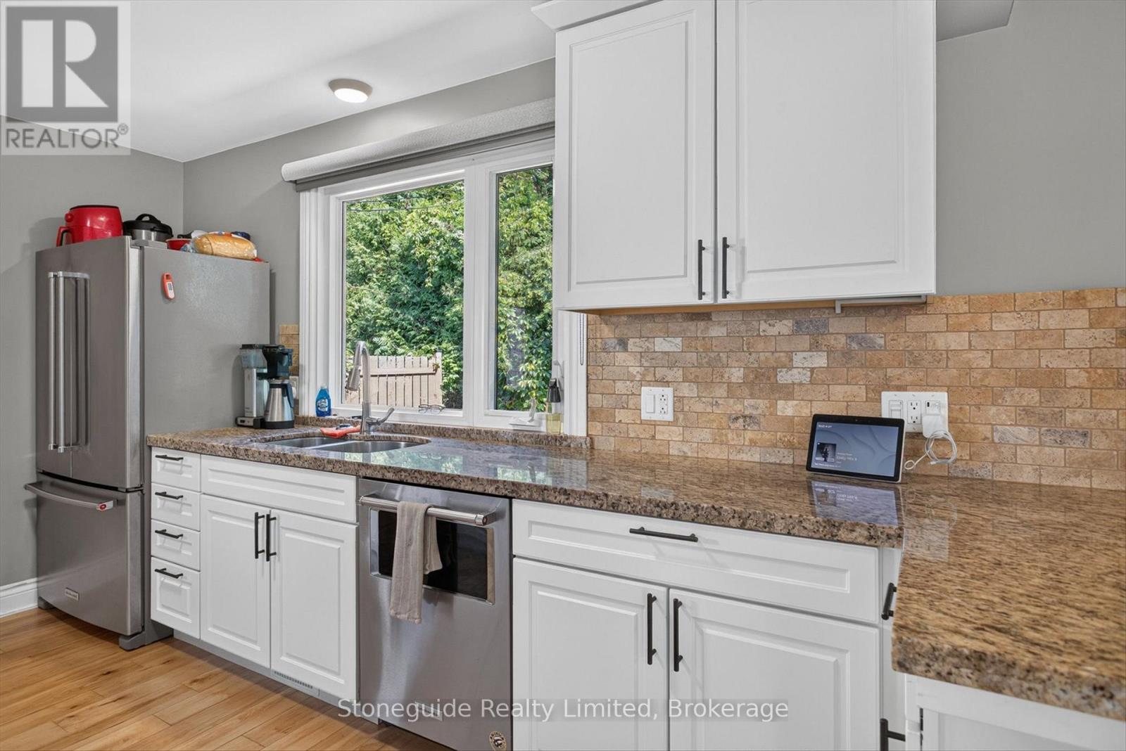 702 Walkerfield Avenue, Peterborough (Town Ward 3), Ontario  K9J 4W4 - Photo 18 - X13555874