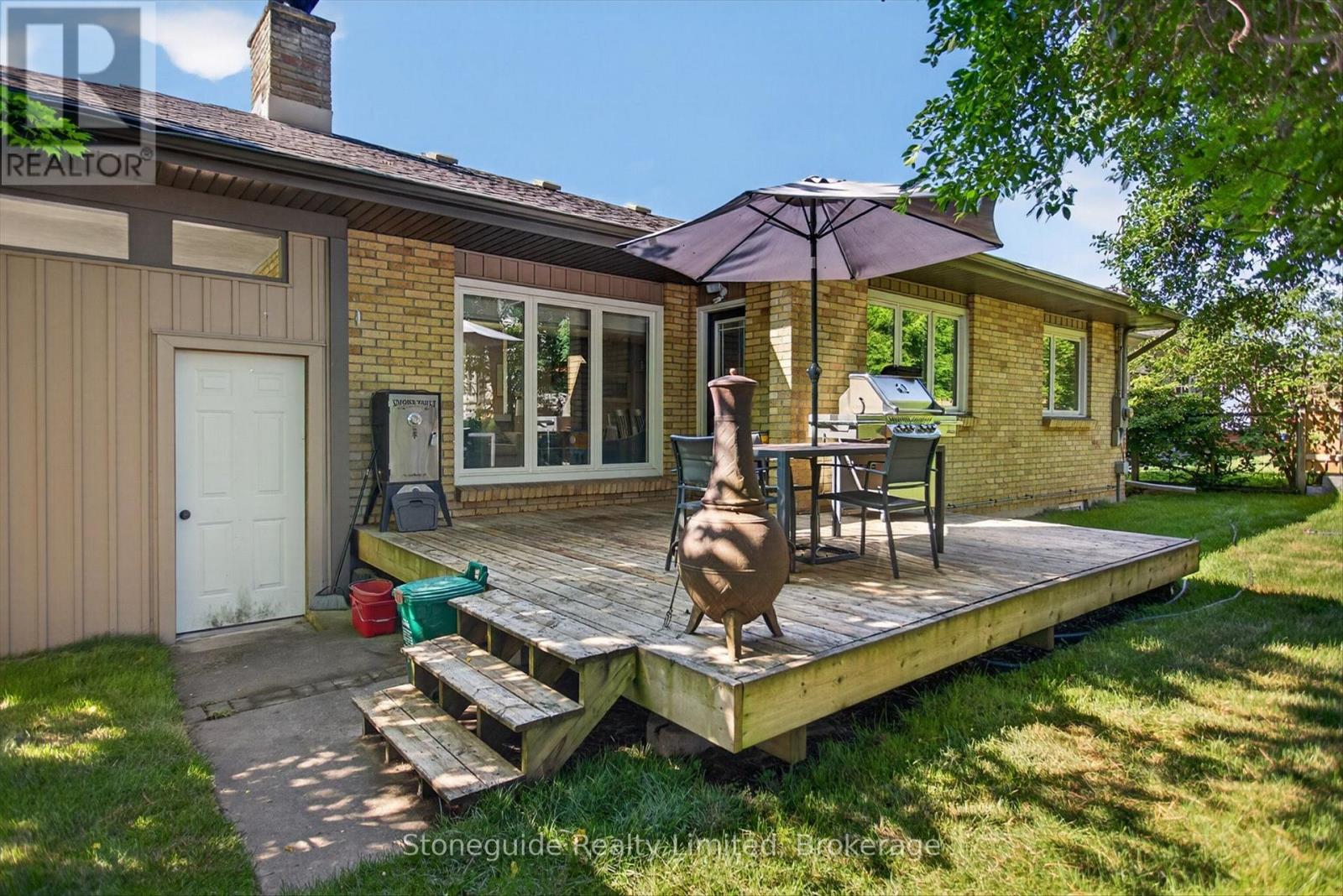 702 Walkerfield Avenue, Peterborough (Town Ward 3), Ontario  K9J 4W4 - Photo 44 - X13555874