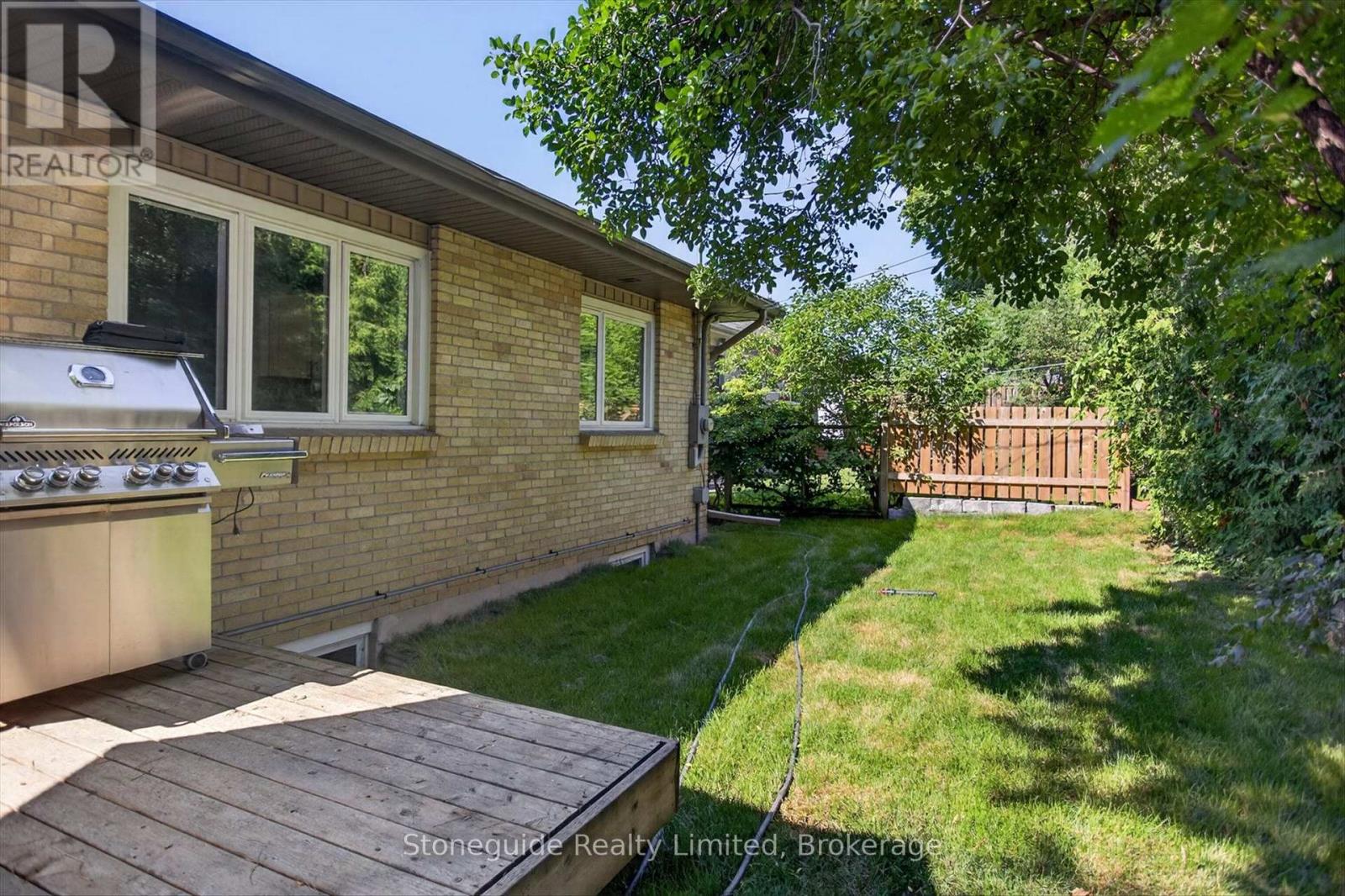 702 Walkerfield Avenue, Peterborough (Town Ward 3), Ontario  K9J 4W4 - Photo 47 - X13555874