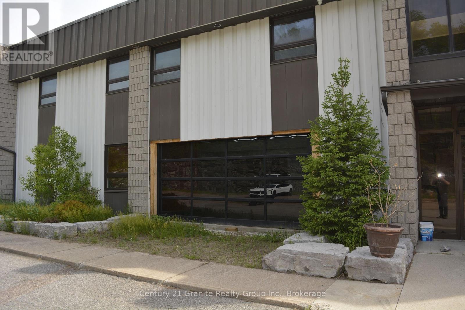 27578 Hwy 62 Highway S, Bancroft (Dungannon Ward), Ontario  K0L 1C0 - Photo 2 - X13556102