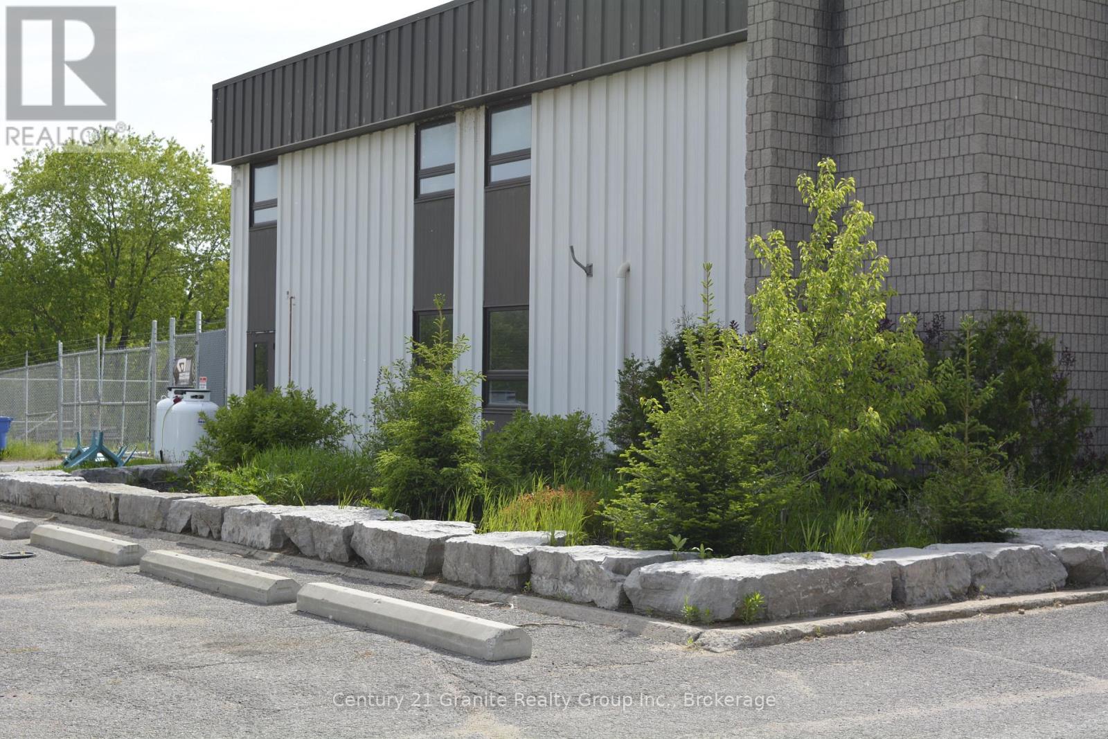 27578 Hwy 62 Highway S, Bancroft (Dungannon Ward), Ontario  K0L 1C0 - Photo 3 - X13556102