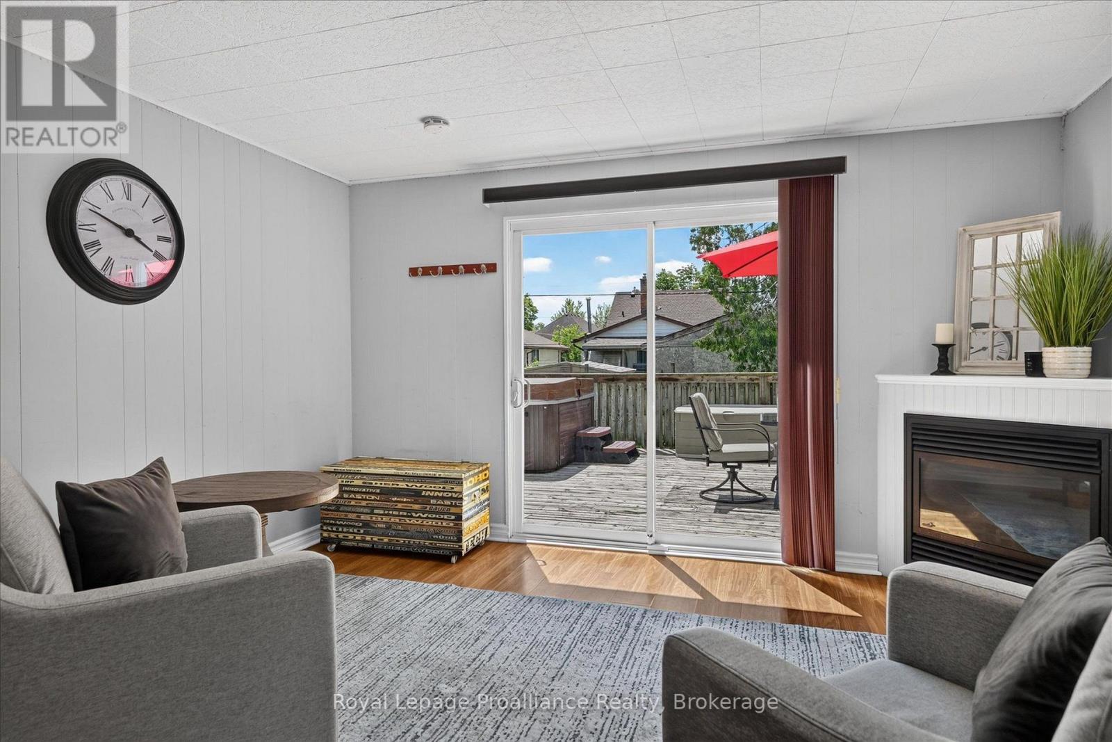 107 Morrow Street, Peterborough (Otonabee Ward 1), Ontario  K9J 1X4 - Photo 13 - X13556450