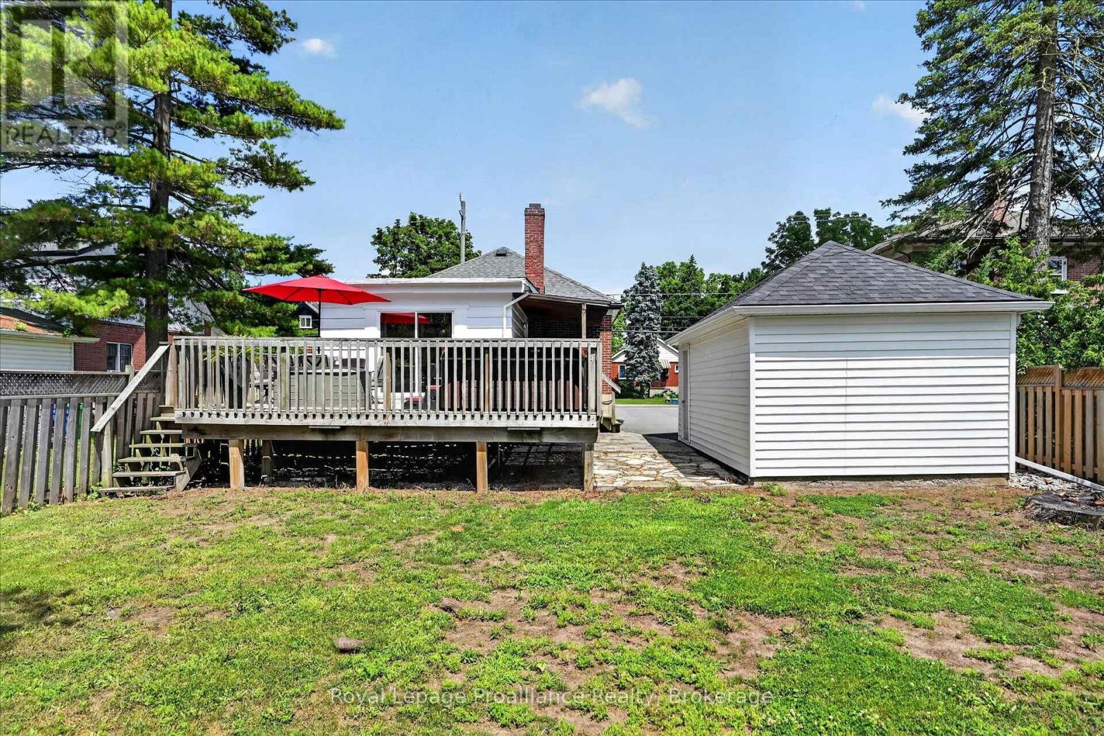 107 Morrow Street, Peterborough (Otonabee Ward 1), Ontario  K9J 1X4 - Photo 31 - X13556450
