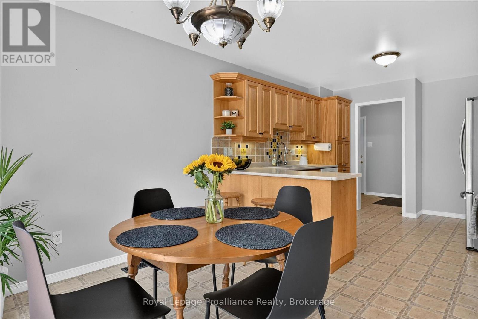 1 Fortye Gate, Peterborough (Otonabee Ward 1), Ontario  K9K 2E7 - Photo 11 - X13556482