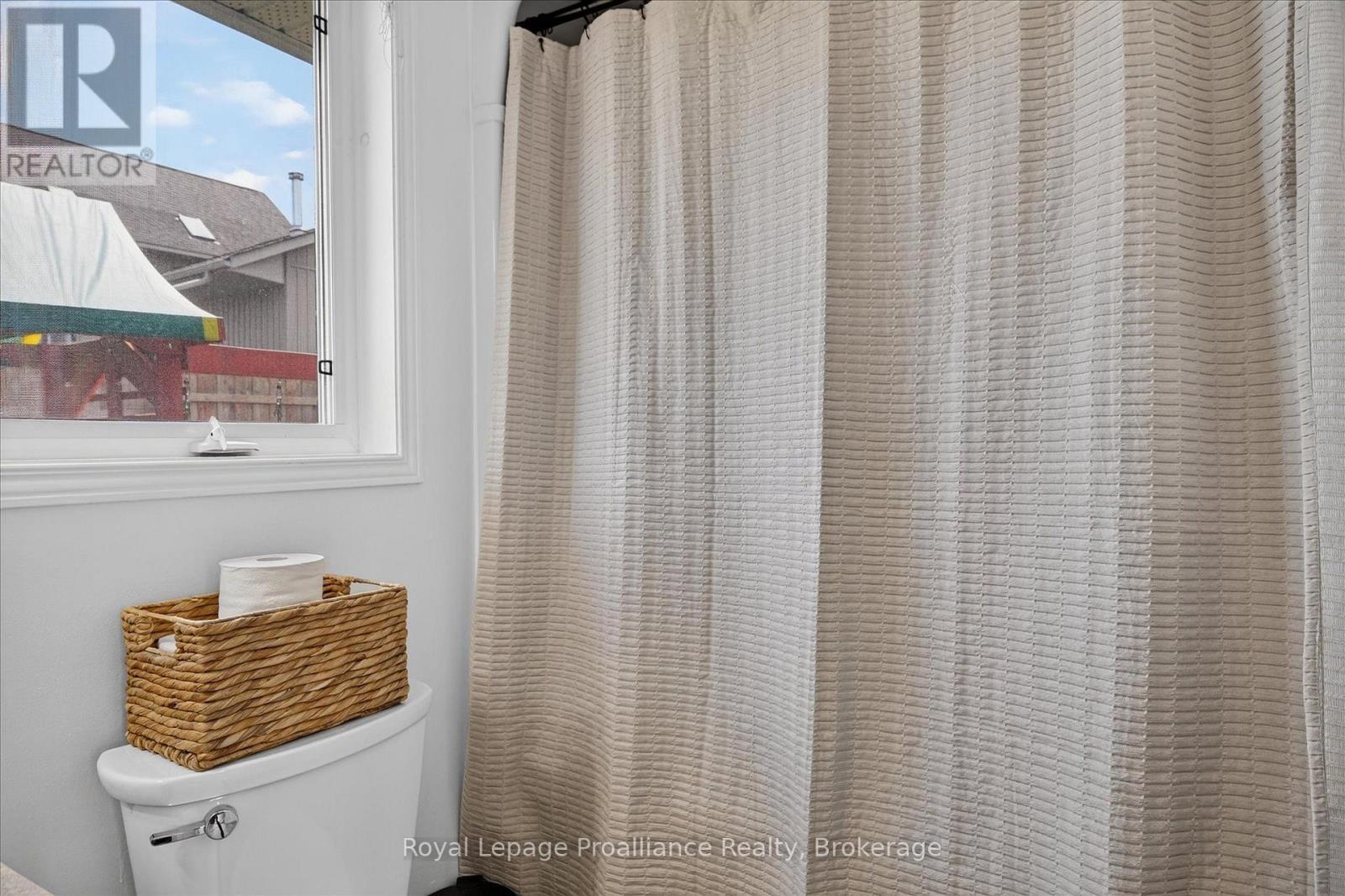 1 Fortye Gate, Peterborough (Otonabee Ward 1), Ontario  K9K 2E7 - Photo 15 - X13556482