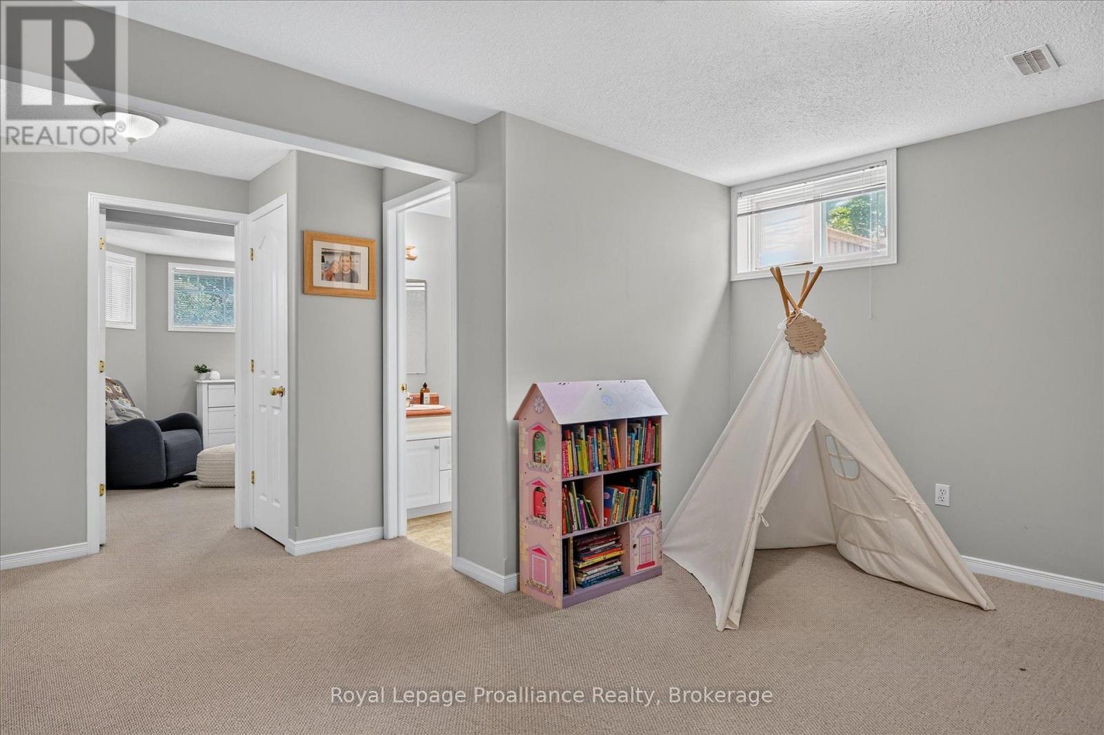1 Fortye Gate, Peterborough (Otonabee Ward 1), Ontario  K9K 2E7 - Photo 24 - X13556482
