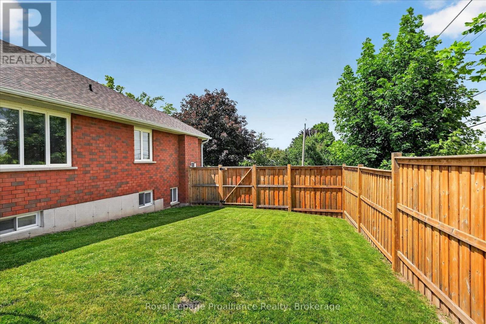 1 Fortye Gate, Peterborough (Otonabee Ward 1), Ontario  K9K 2E7 - Photo 34 - X13556482