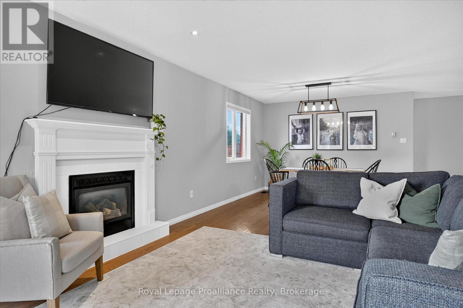 1 Fortye Gate, Peterborough (Otonabee Ward 1), Ontario  K9K 2E7 - Photo 4 - X13556482