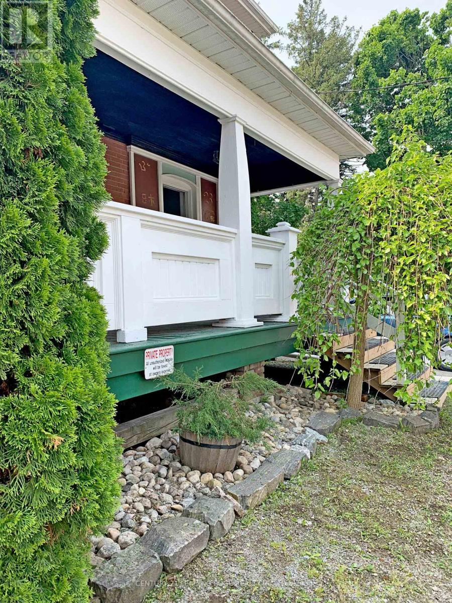 23 Queen Street, Kawartha Lakes (Lindsay), Ontario  K9V 1G1 - Photo 2 - X13556496