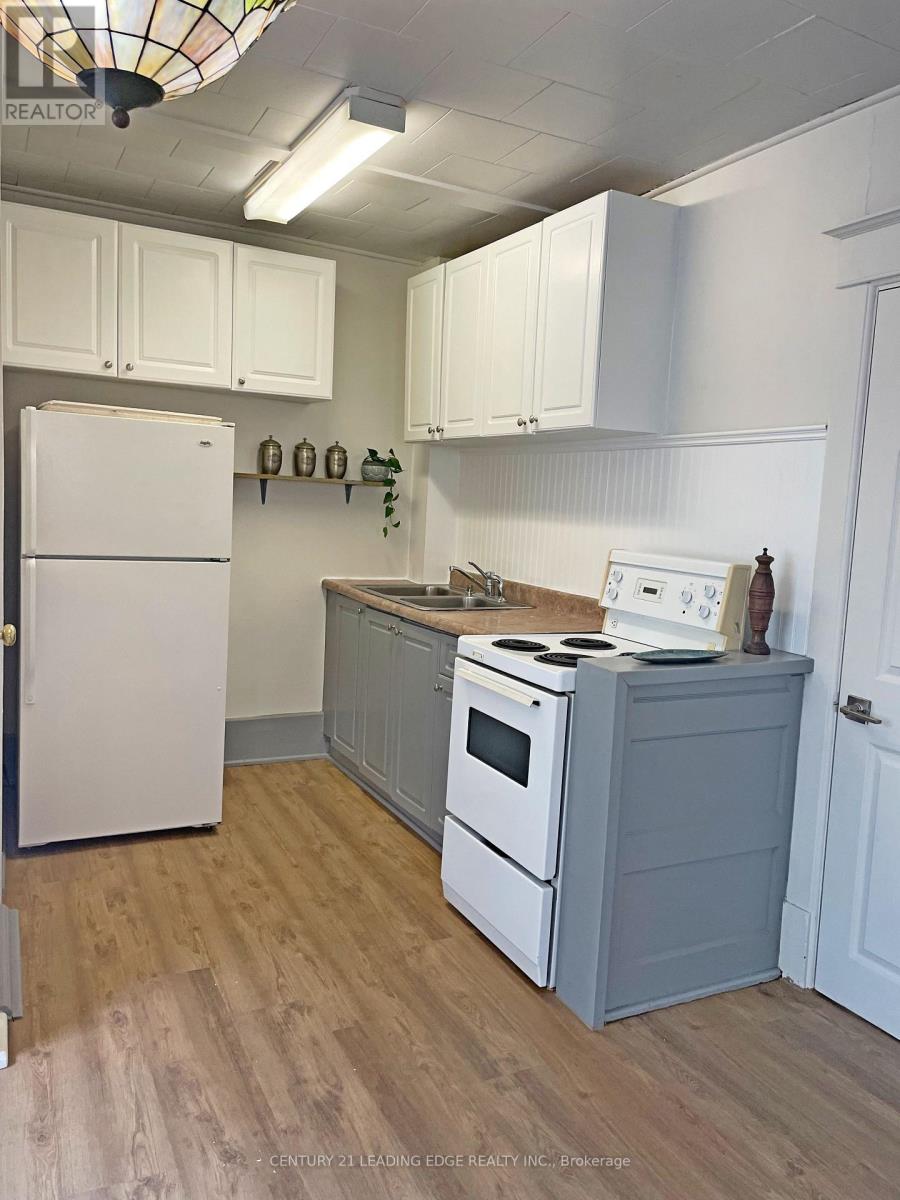 23 Queen Street, Kawartha Lakes (Lindsay), Ontario  K9V 1G1 - Photo 8 - X13556496