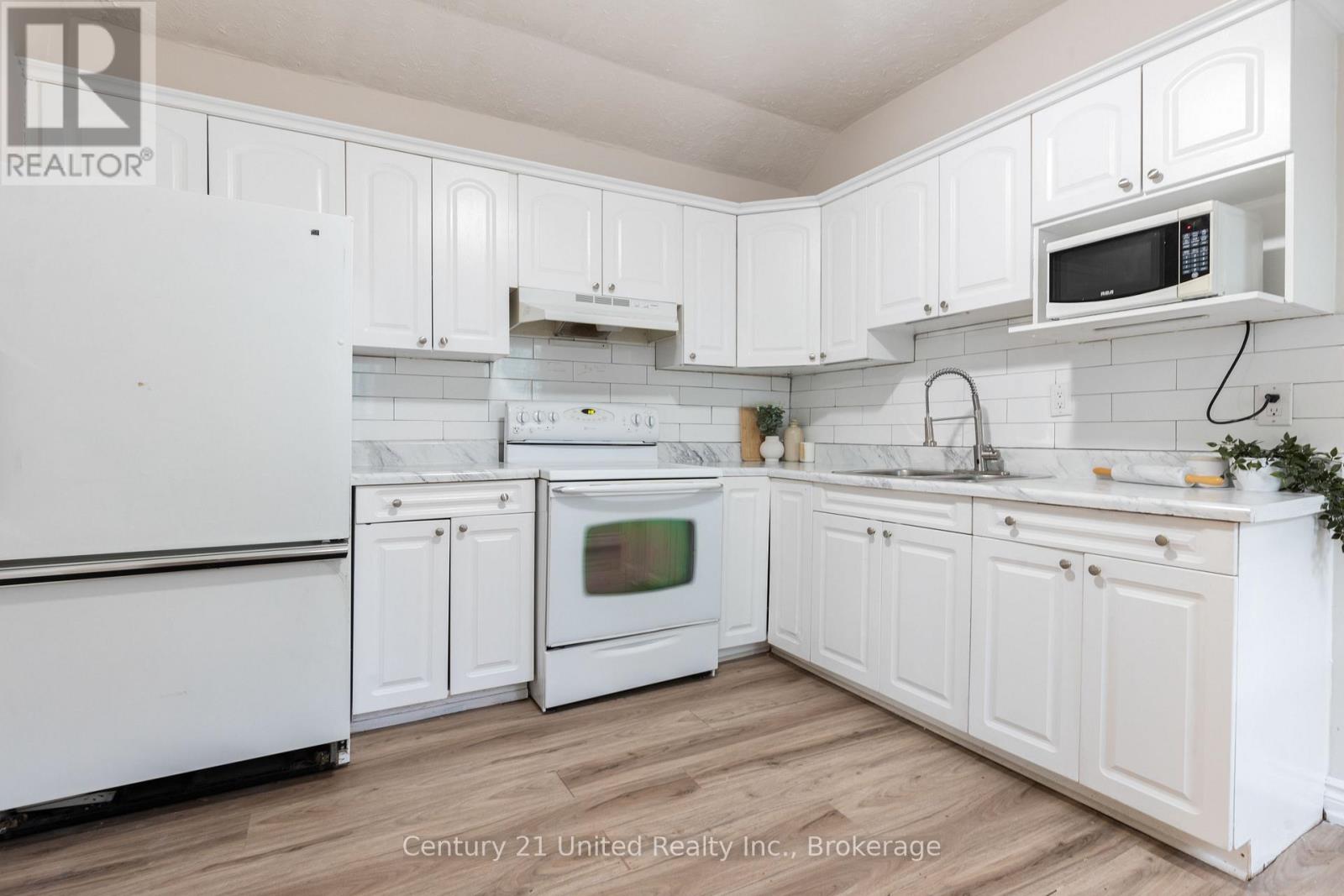 26 Park Street N, Peterborough (Town Ward 3), Ontario  K9J 3V4 - Photo 15 - X13556756