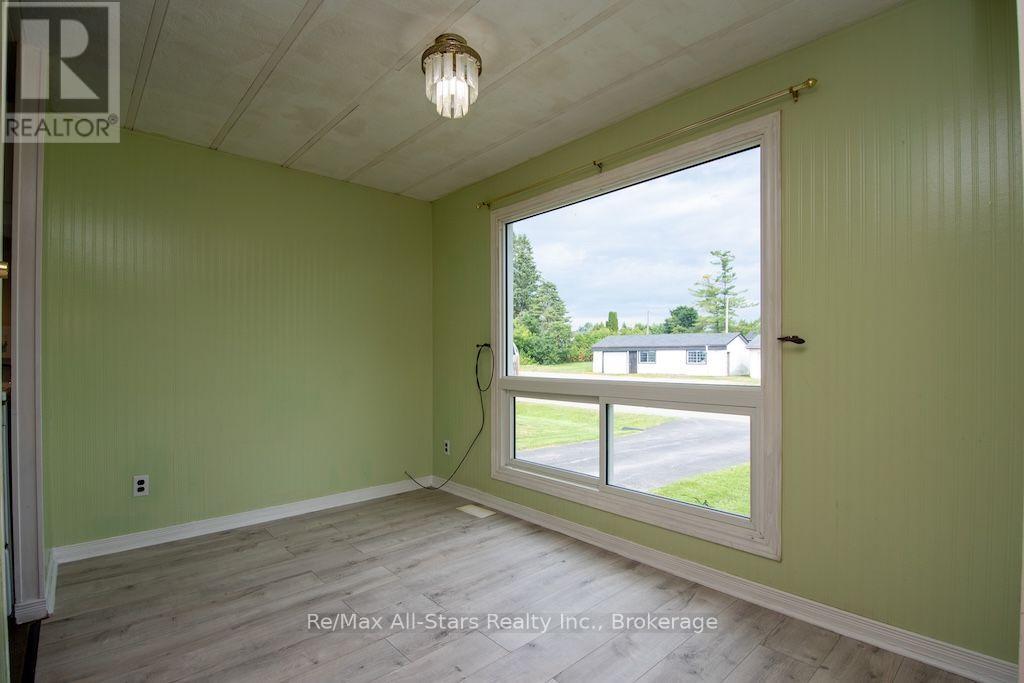 12 Park Street, Kawartha Lakes (Fenelon), Ontario  K9V 0H7 - Photo 11 - X13556900