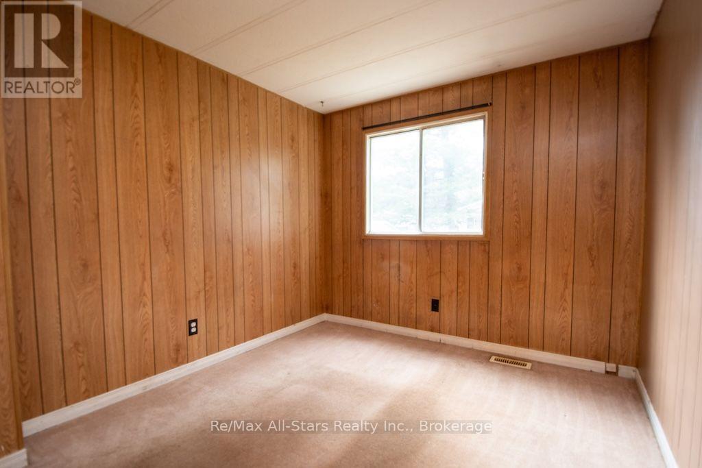 12 Park Street, Kawartha Lakes (Fenelon), Ontario  K9V 0H7 - Photo 23 - X13556900
