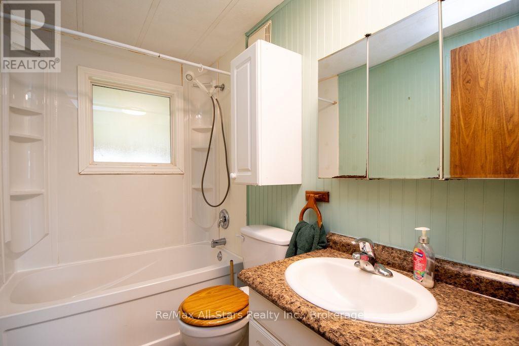 12 Park Street, Kawartha Lakes (Fenelon), Ontario  K9V 0H7 - Photo 26 - X13556900