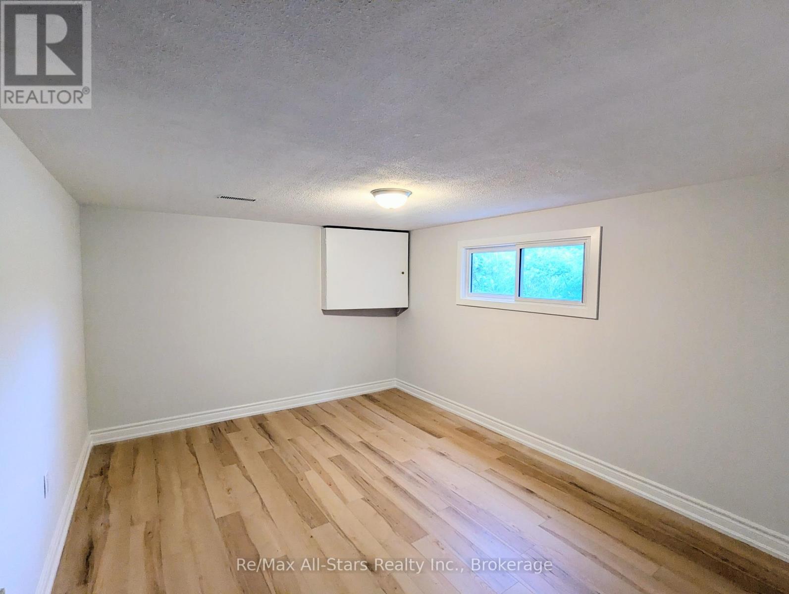 1886 Croftdale Crescent, Peterborough (Monaghan Ward 2), Ontario  K9K 1J8 - Photo 24 - X13557752