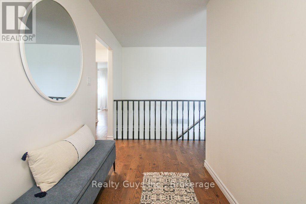 401 Bianco Crescent, Peterborough (Monaghan Ward 2), Ontario  K9K 0A3 - Photo 4 - X13559832