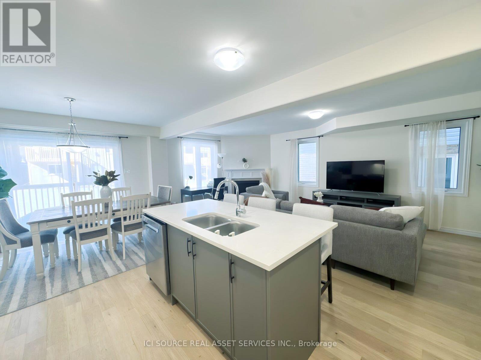 226 O'neil Street, Peterborough (Monaghan Ward 2), Ontario  K9K 0H1 - Photo 12 - X13559924