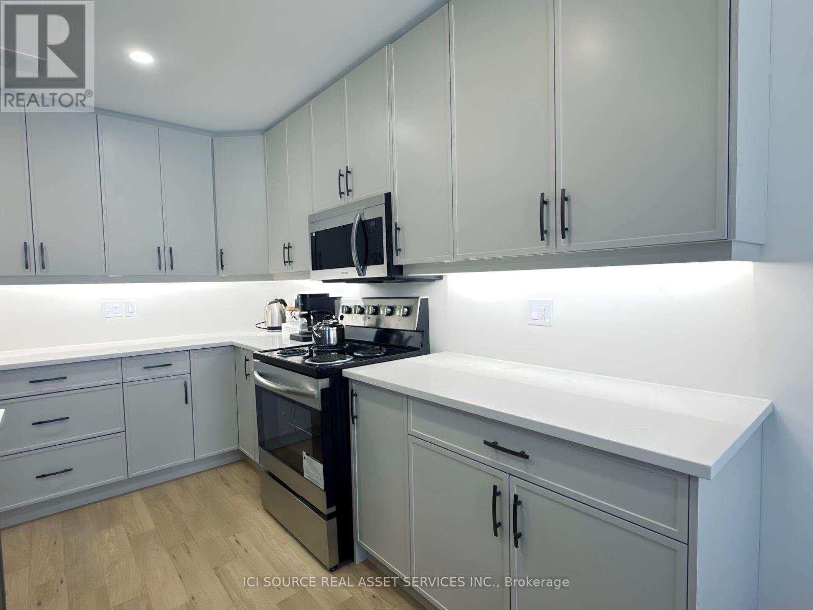 226 O'neil Street, Peterborough (Monaghan Ward 2), Ontario  K9K 0H1 - Photo 4 - X13559924