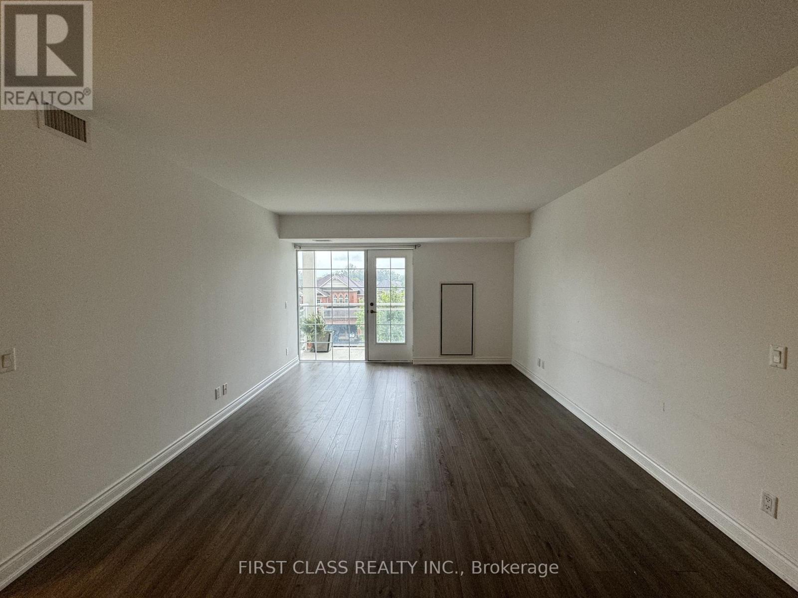 21 Brookhouse Drive, Clarington (Newcastle), Ontario  L1B 0V4 - Photo 5 - E13561092