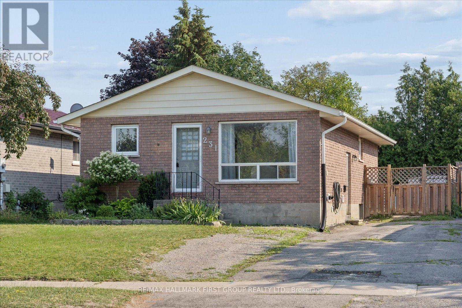 231 Mary Street W, Kawartha Lakes (Lindsay), Ontario  K9V 5K6 - Photo 2 - X13560946