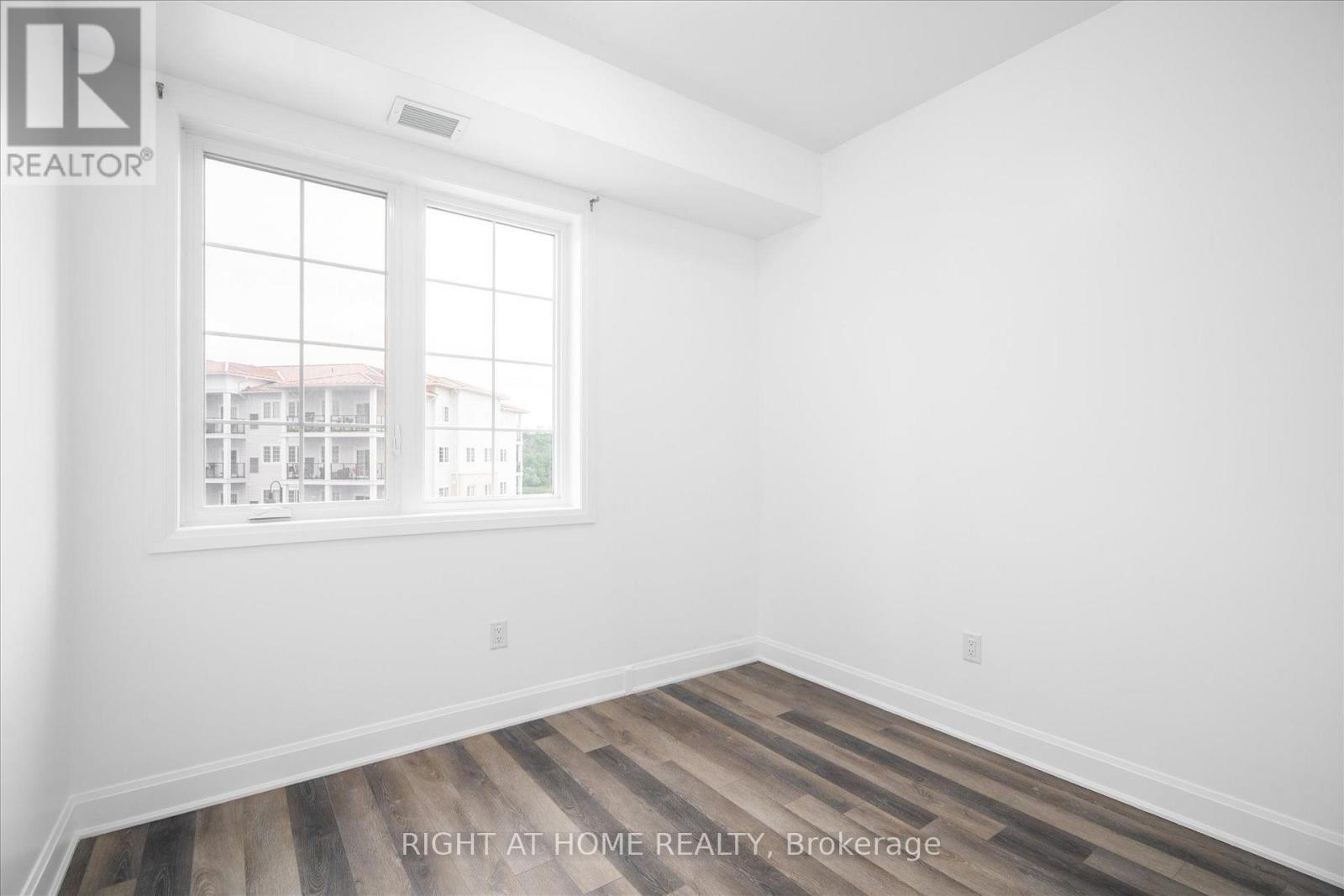321 - 50 Lakebreeze Drive, Clarington (Newcastle), Ontario  L1B 0V9 - Photo 15 - E13561754