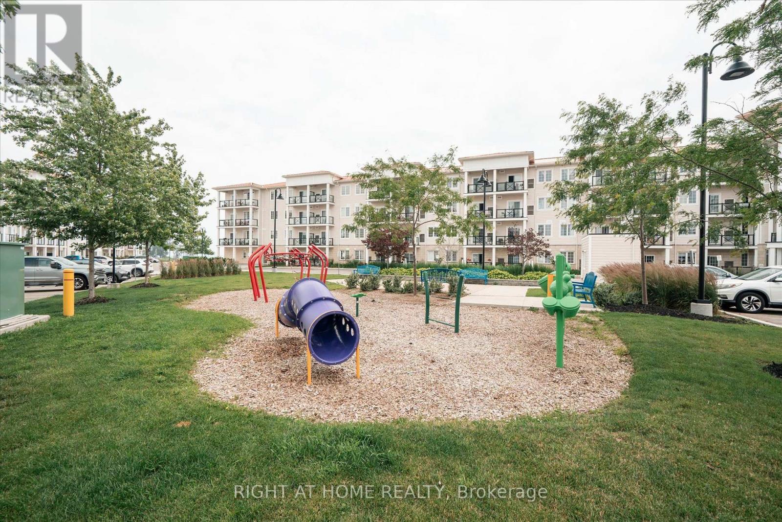 321 - 50 Lakebreeze Drive, Clarington (Newcastle), Ontario  L1B 0V9 - Photo 20 - E13561754