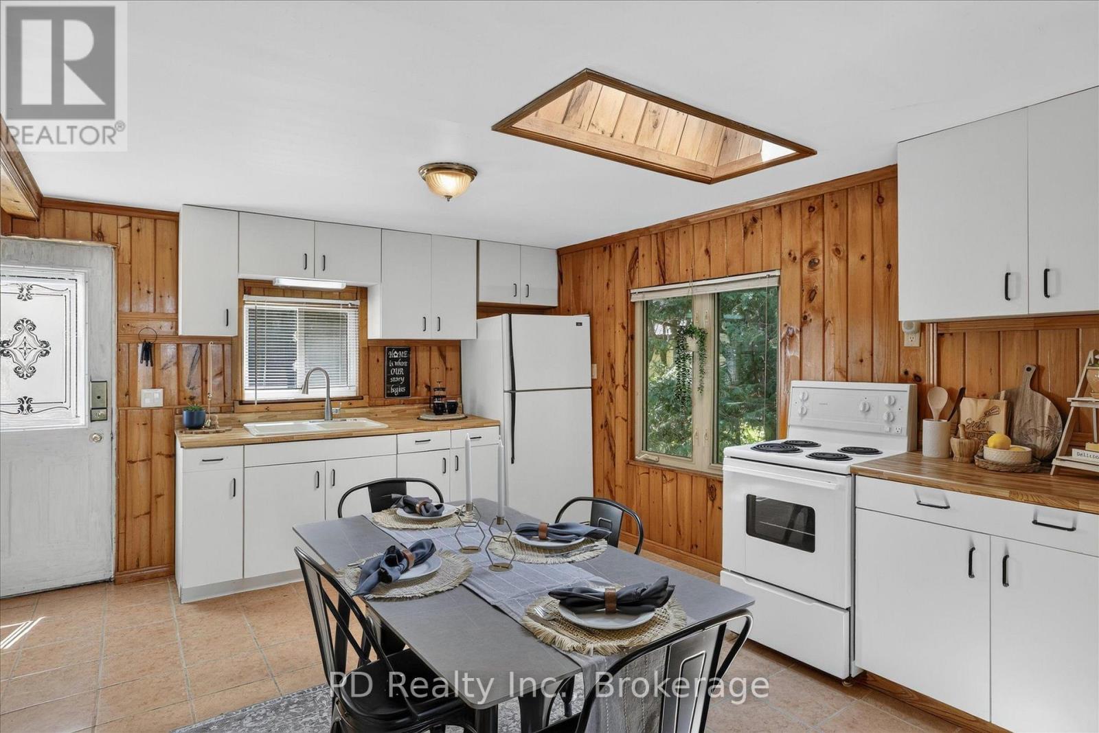 35 Westview Drive, Kawartha Lakes (Emily), Ontario  K0L 2W0 - Photo 17 - X13561846