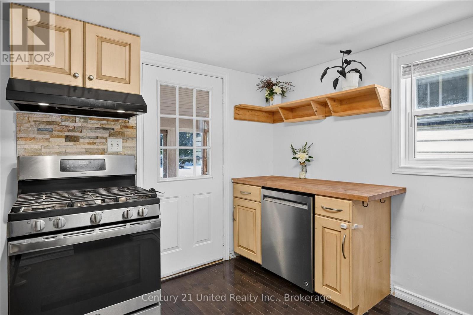 688 St Marys Street, Peterborough (Otonabee Ward 1), Ontario  K9J 4G9 - Photo 13 - X13562388