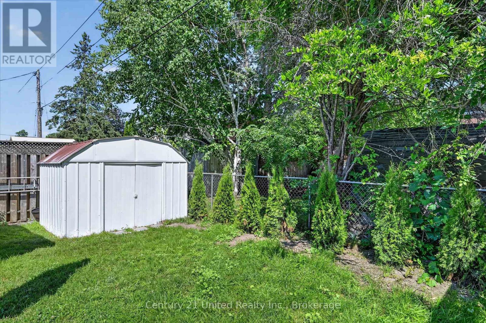 688 St Marys Street, Peterborough (Otonabee Ward 1), Ontario  K9J 4G9 - Photo 28 - X13562388