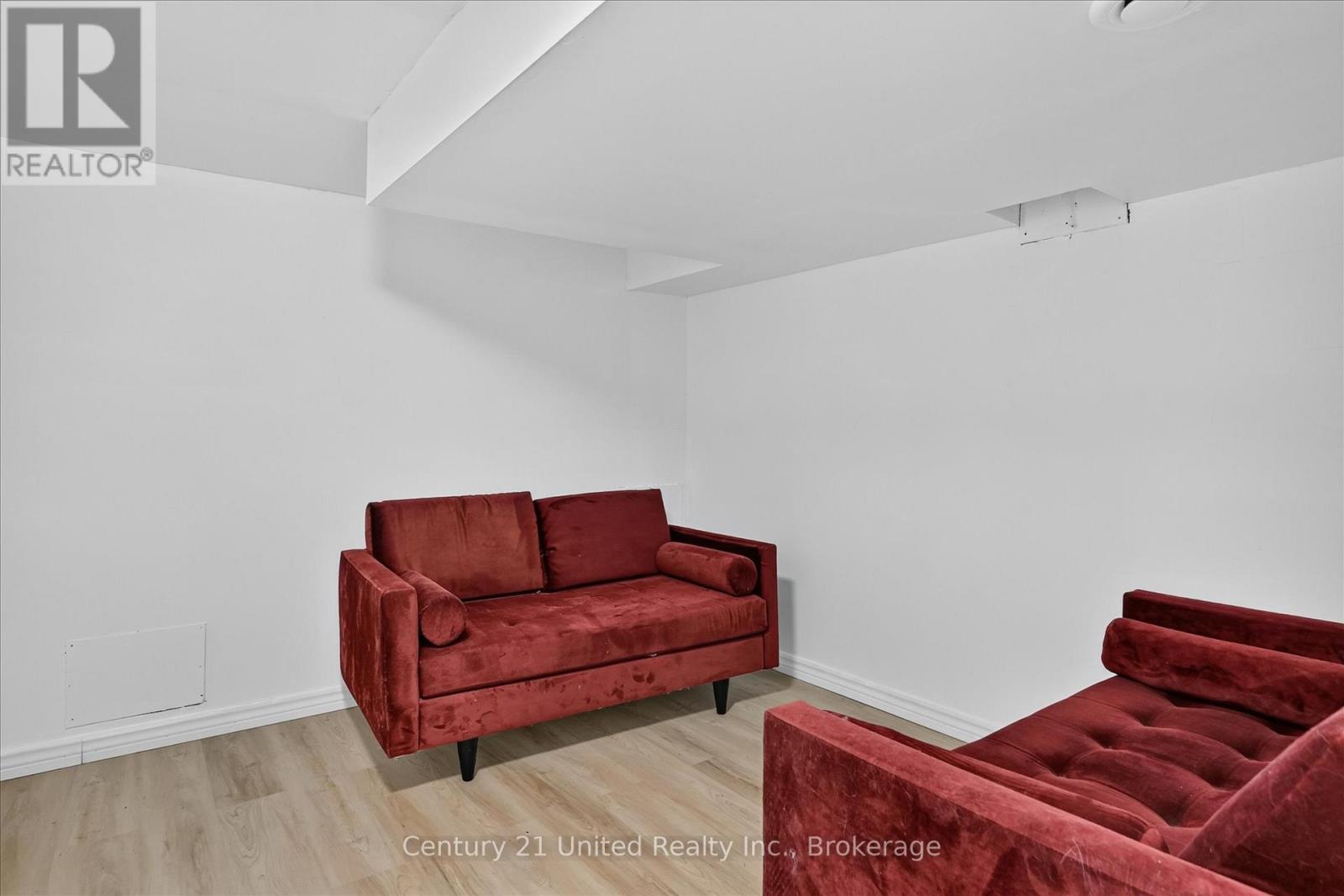 688 St Marys Street, Peterborough (Otonabee Ward 1), Ontario  K9J 4G9 - Photo 37 - X13562388