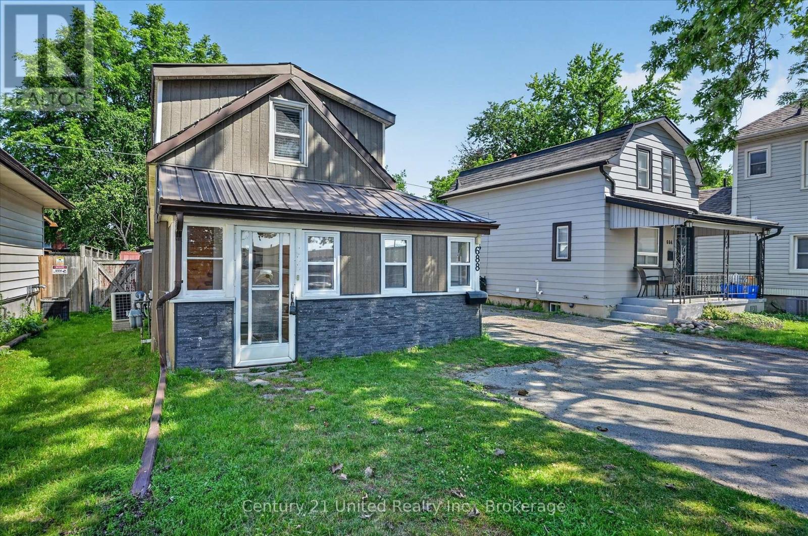 688 St Marys Street, Peterborough (Otonabee Ward 1), Ontario  K9J 4G9 - Photo 5 - X13562388