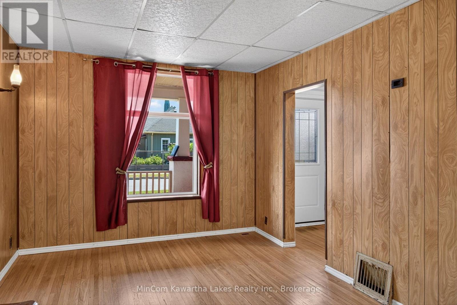 296 Braidwood Avenue, Peterborough (Otonabee Ward 1), Ontario  K9J 1V3 - Photo 10 - X13563118