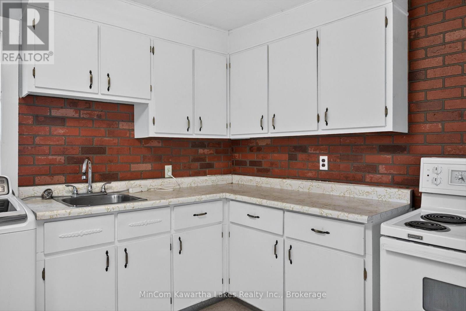 296 Braidwood Avenue, Peterborough (Otonabee Ward 1), Ontario  K9J 1V3 - Photo 18 - X13563118