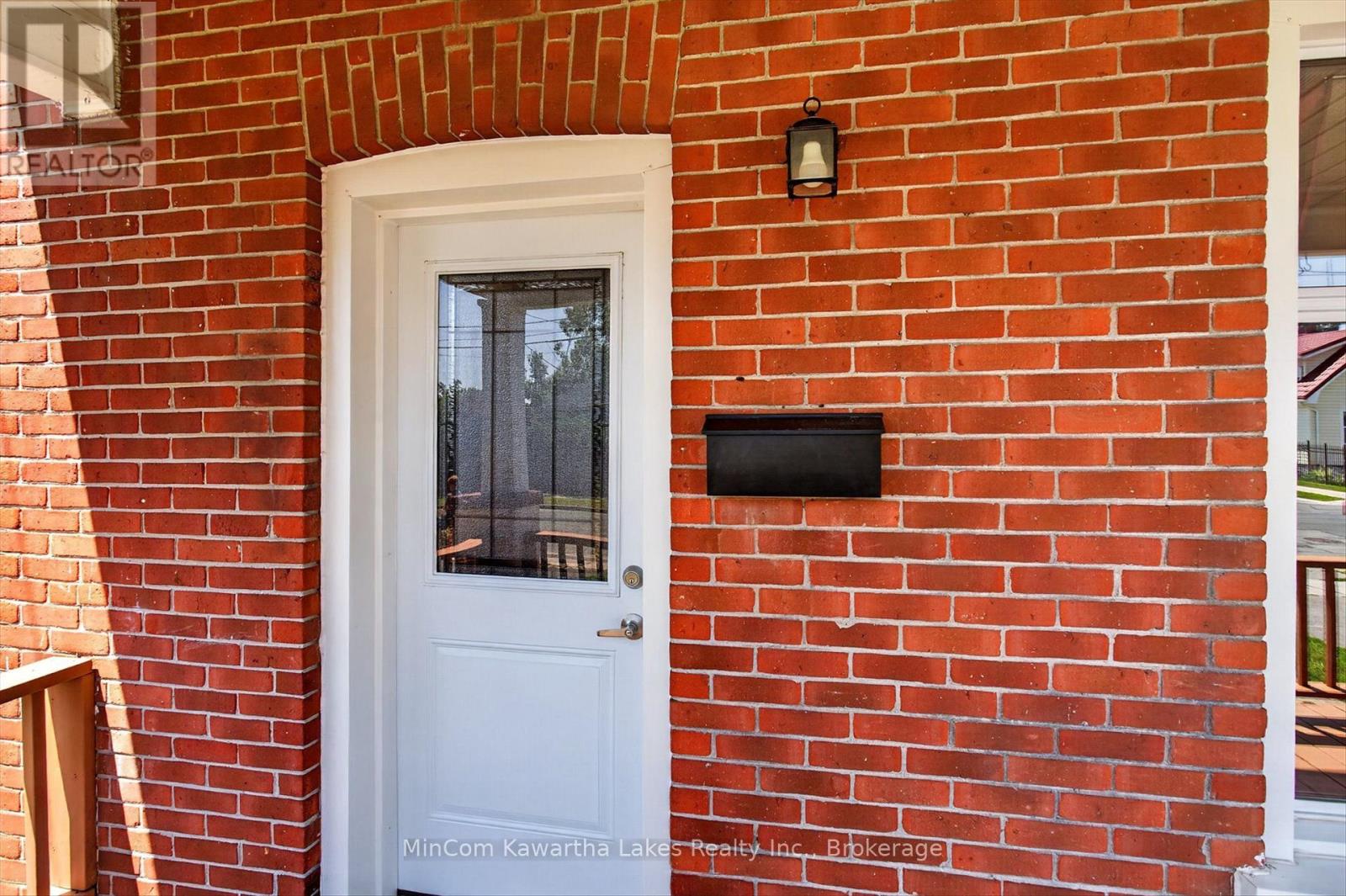296 Braidwood Avenue, Peterborough (Otonabee Ward 1), Ontario  K9J 1V3 - Photo 6 - X13563118