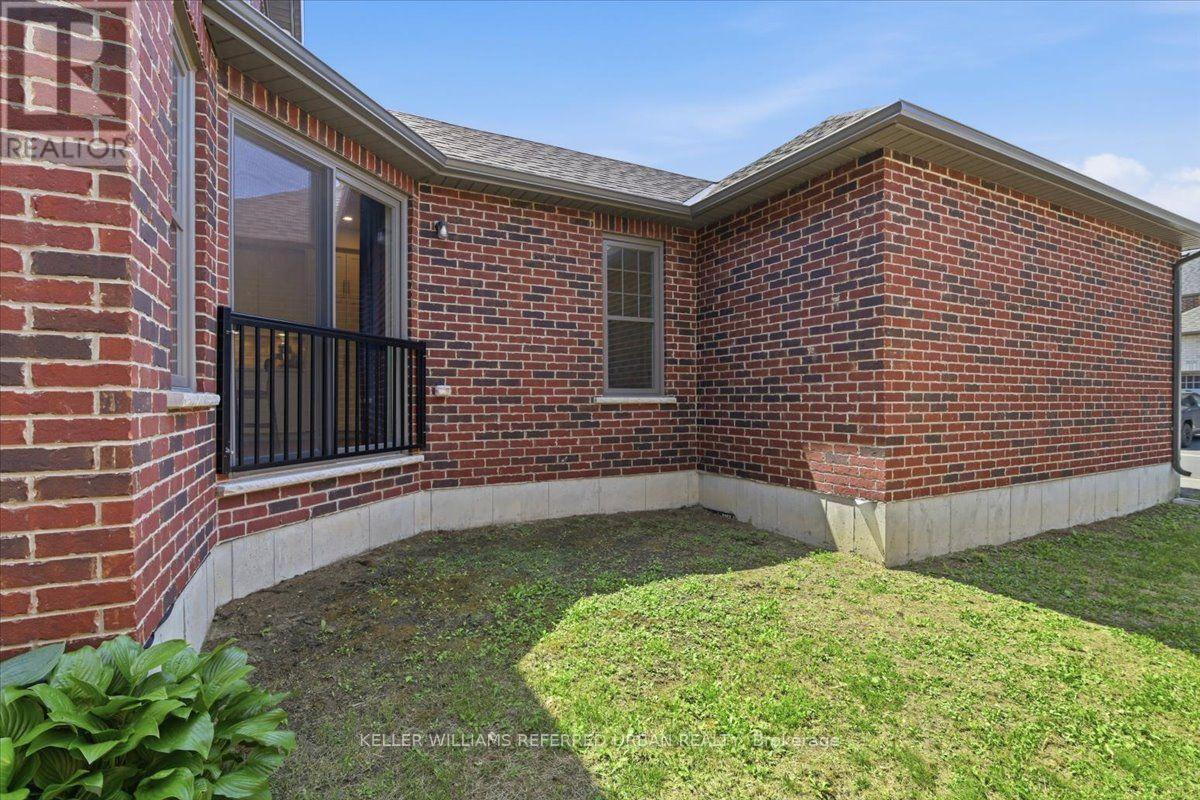 280 Noftall Gardens, Peterborough (Northcrest Ward 5), Ontario  K9H 0H9 - Photo 33 - X13564196