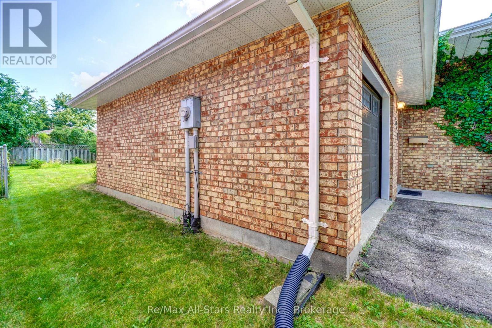 25 Madill Crescent, Kawartha Lakes (Lindsay), Ontario  K9V 5X3 - Photo 25 - X13565808