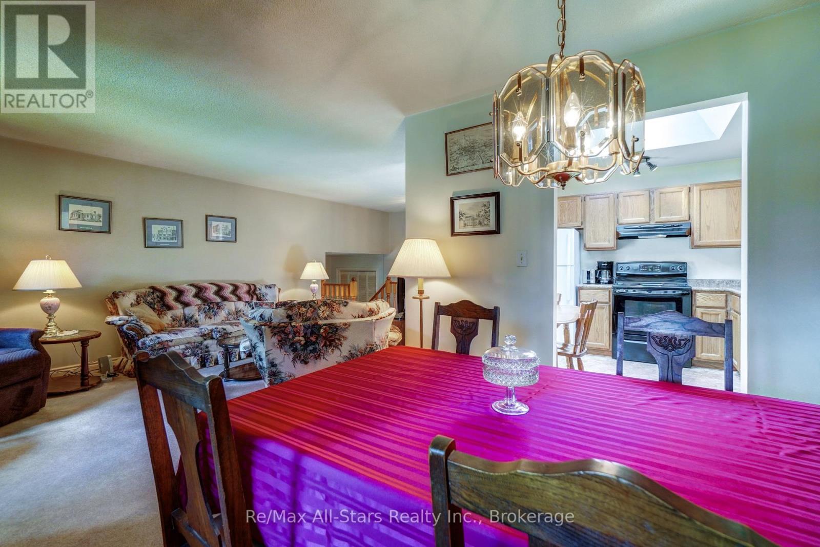 25 Madill Crescent, Kawartha Lakes (Lindsay), Ontario  K9V 5X3 - Photo 7 - X13565808