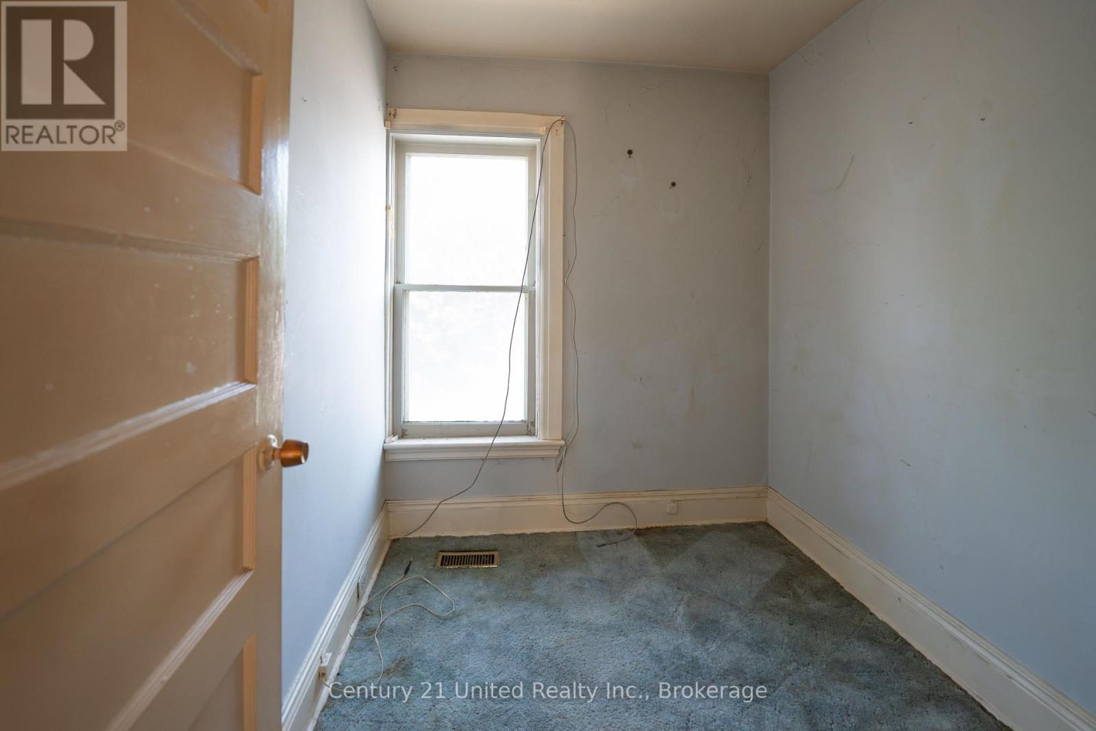 155 Westcott Street, Peterborough (Town Ward 3), Ontario  K9J 2G7 - Photo 15 - X13565826
