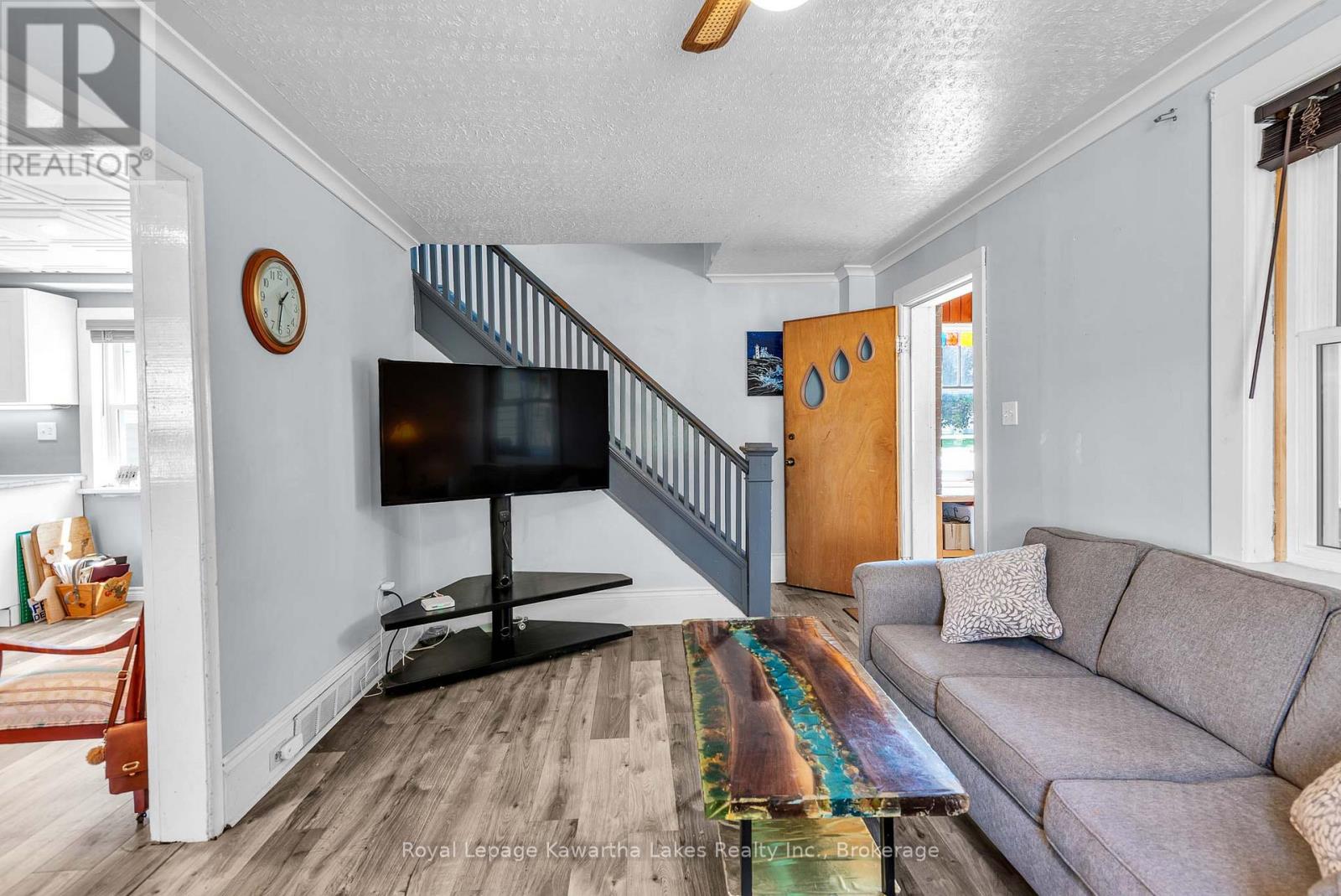 6 Wolfe Street, Kawartha Lakes (Lindsay), Ontario  K9V 2H9 - Photo 13 - X13566294