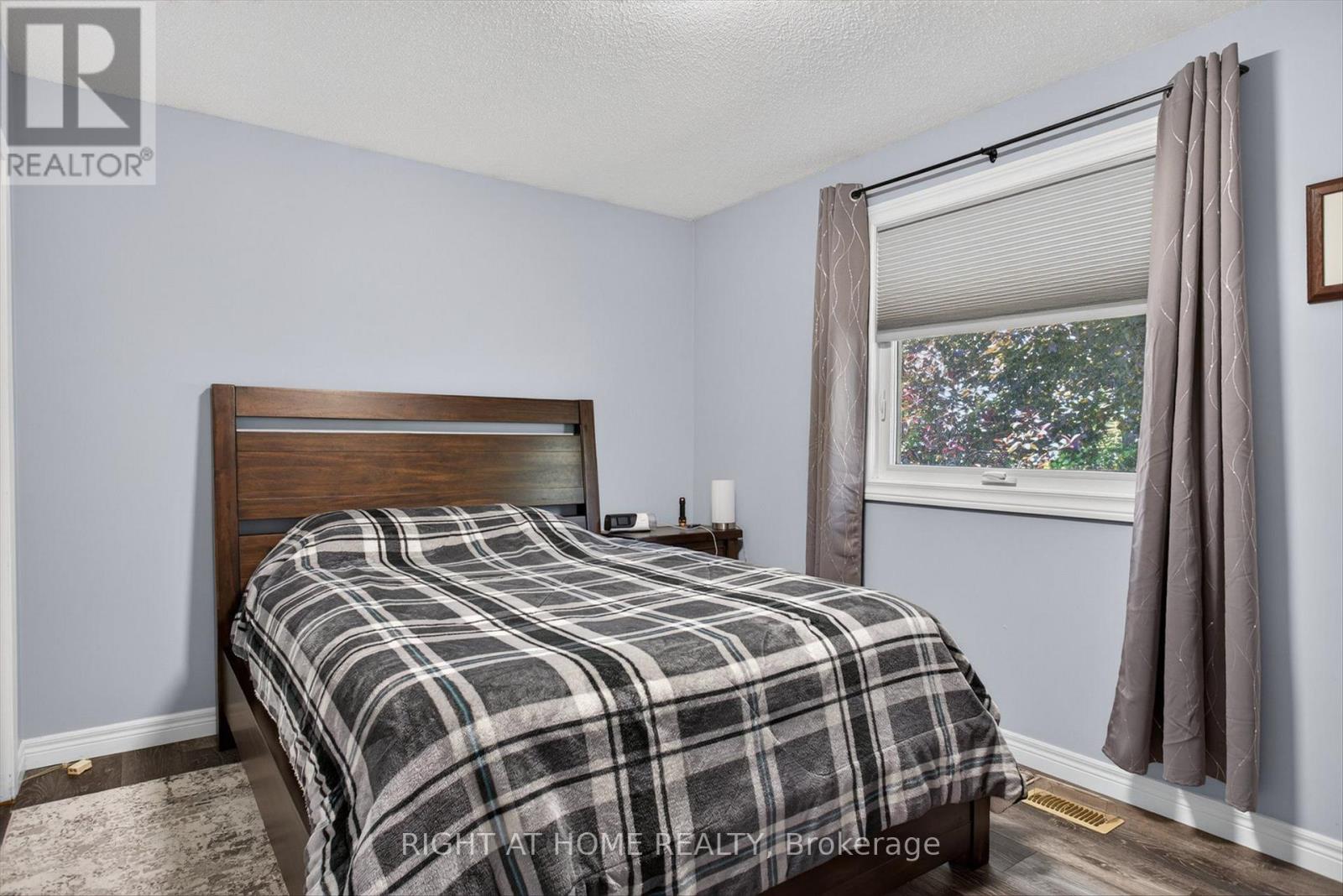 1077 Danita Boulevard, Peterborough (Monaghan Ward 2), Ontario  K9J 7K7 - Photo 12 - X13565988