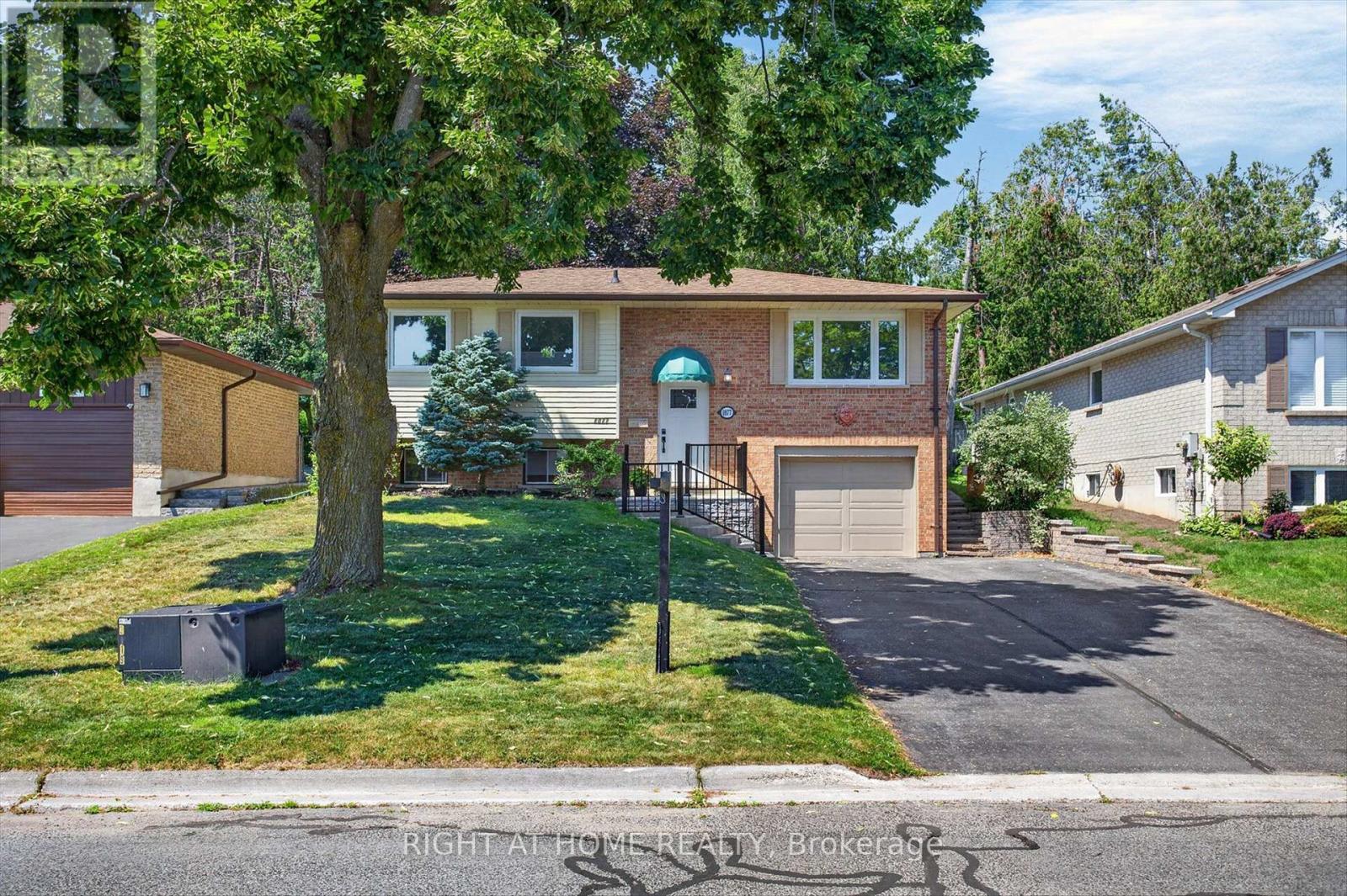 1077 Danita Boulevard, Peterborough (Monaghan Ward 2), Ontario  K9J 7K7 - Photo 2 - X13565988