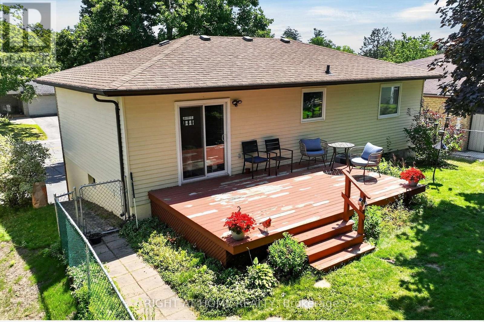 1077 Danita Boulevard, Peterborough (Monaghan Ward 2), Ontario  K9J 7K7 - Photo 32 - X13565988