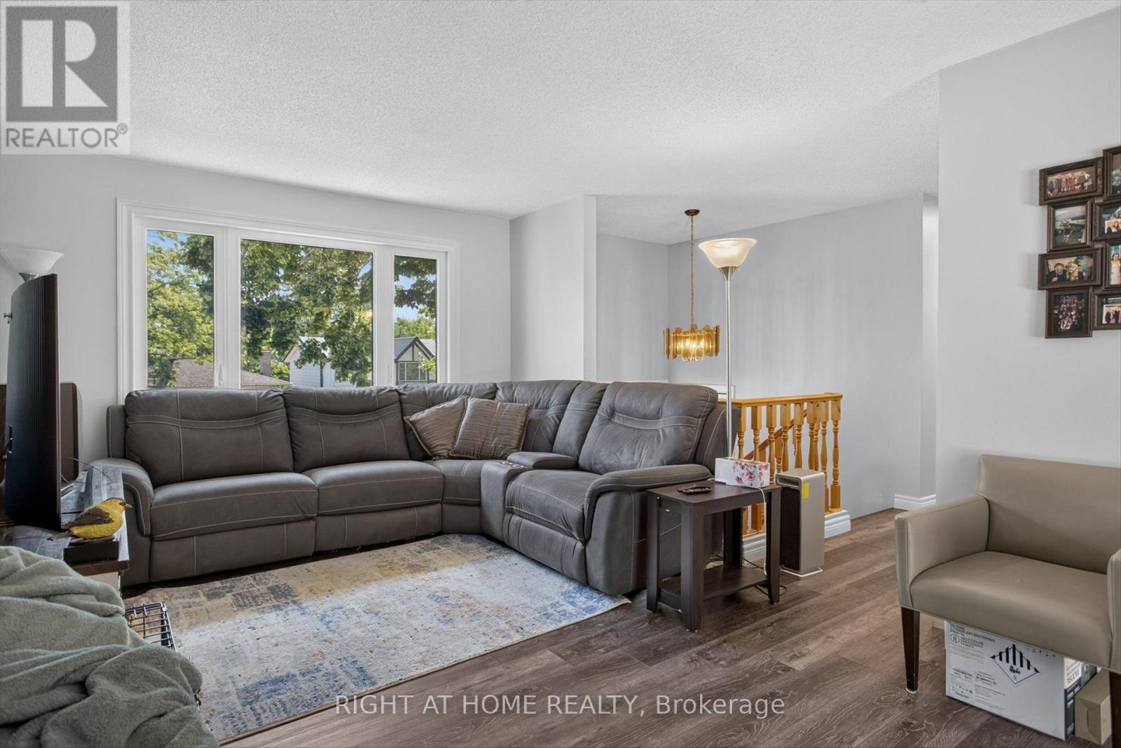 1077 Danita Boulevard, Peterborough (Monaghan Ward 2), Ontario  K9J 7K7 - Photo 5 - X13565988