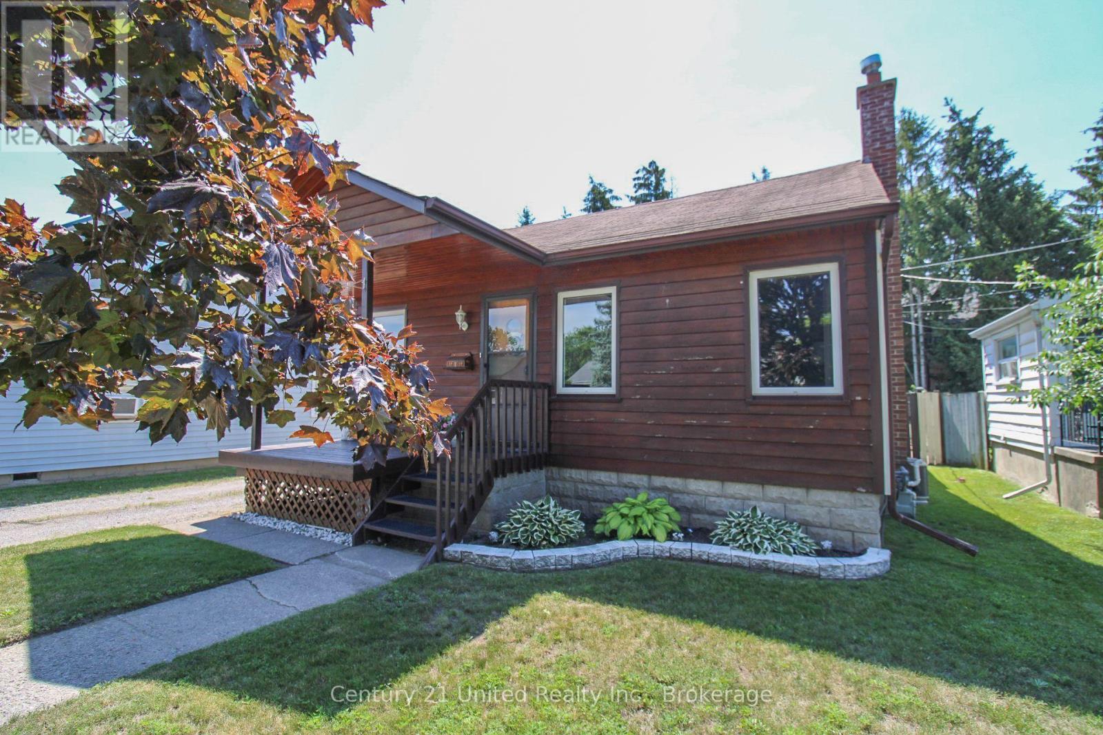 783 St Mary's Street, Peterborough (Otonabee Ward 1), Ontario  K9J 4H1 - Photo 2 - X13566744