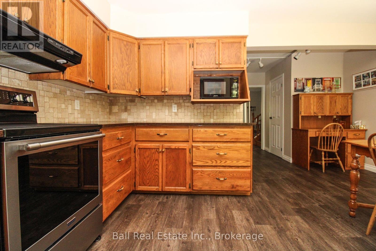 1559 Westbrook Drive, Peterborough (Monaghan Ward 2), Ontario  K9J 6R6 - Photo 10 - X13568310